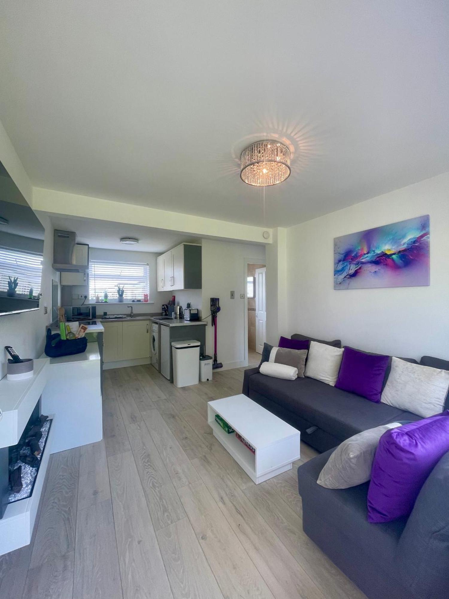 Look No Further Gorgeous Newly Renovated Contemporary Chalet Sandown Bay Holiday Centre Екстериор снимка